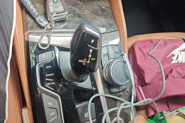 Used BMW 5 Series 2018 Restyled 530Li Leading Edition M Sport Package Gear Lever