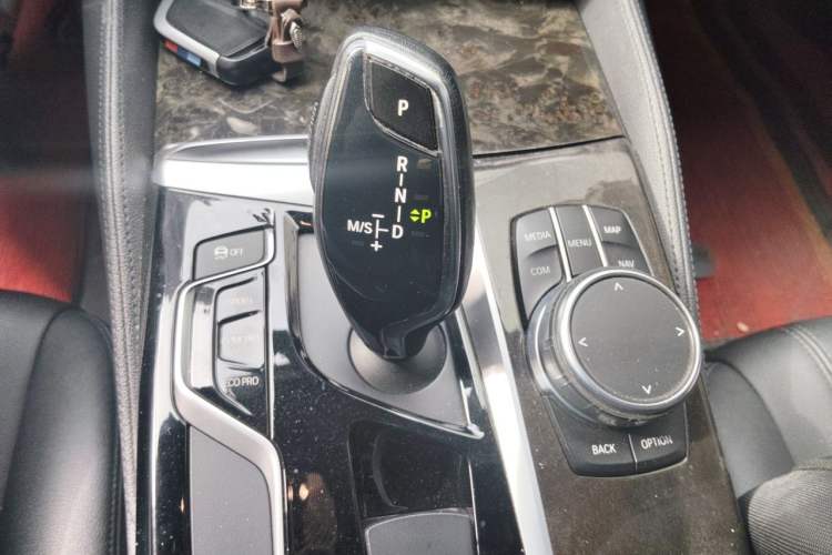 Used BMW 5 Series 2018 525Li M Sport Package Gear Lever