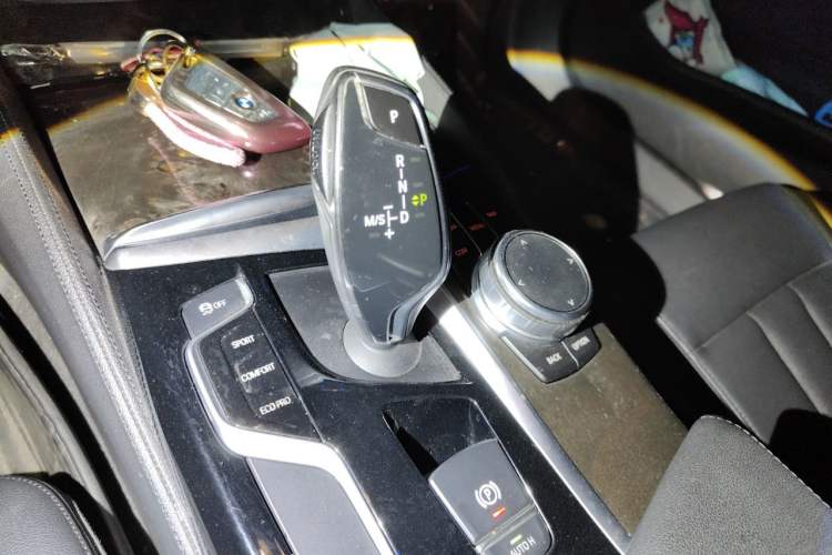 Used BMW 5 Series 2018 525Li M Sport Package Gear Lever