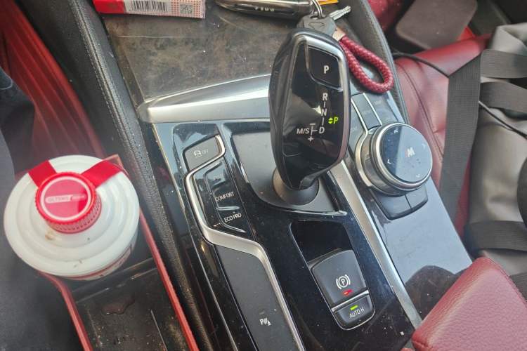 Used BMW 5 Series 2018 Restyled 530Li Leading Edition M Sport Package Gear Lever