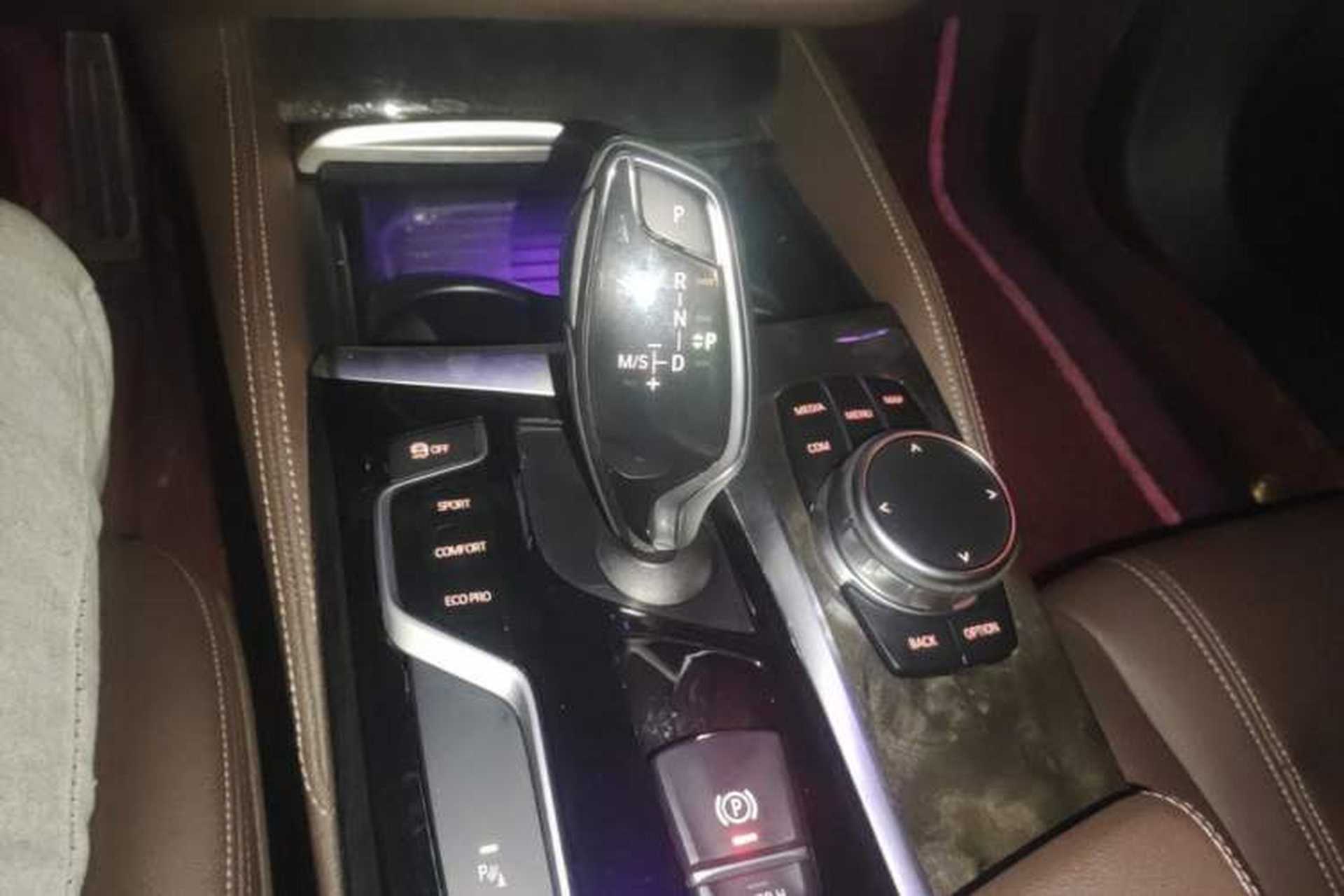 Used BMW 5 Series 2018 525Li M Sport Package Gear Lever