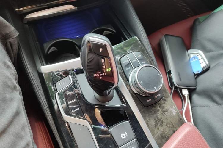 Used BMW 5 Series 2018 Restyled 530Li Leading Edition M Sport Package Gear Lever