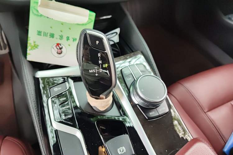 Used BMW 5 Series 2018 530Li Leading Model M Sport Package Gear Lever