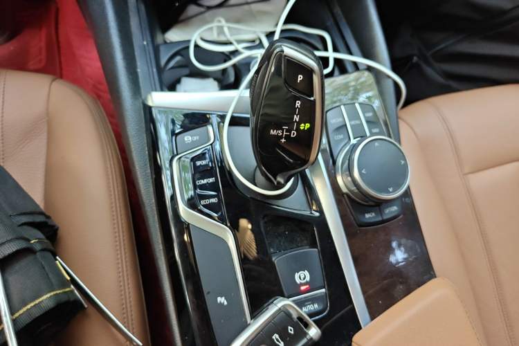 Used BMW 5 Series 2018 528Li Launch Special Edition Gear Lever