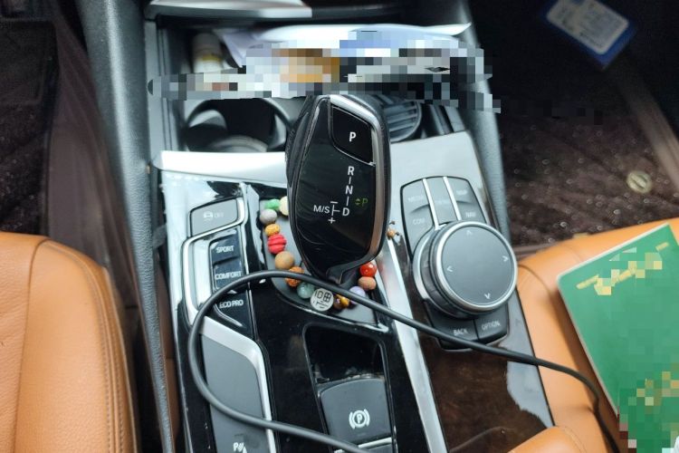 Used BMW 5 Series 2018 528Li Launch Special Edition Gear Lever