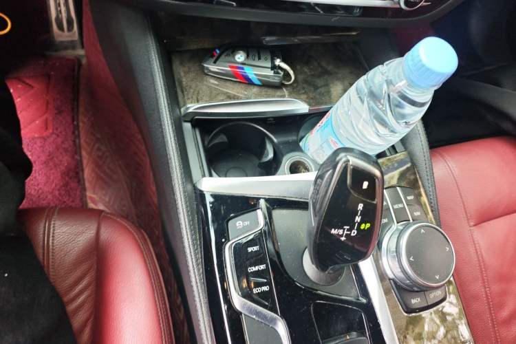 Used BMW 5 Series 2018 Restyled 530Li Leading Edition M Sport Package Gear Lever
