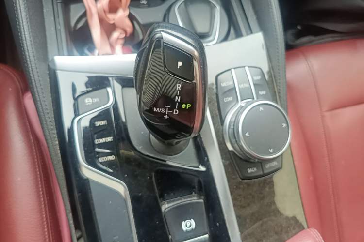 Used BMW 5 Series 2018 Restyled 530Li Leading Edition M Sport Package Gear Lever