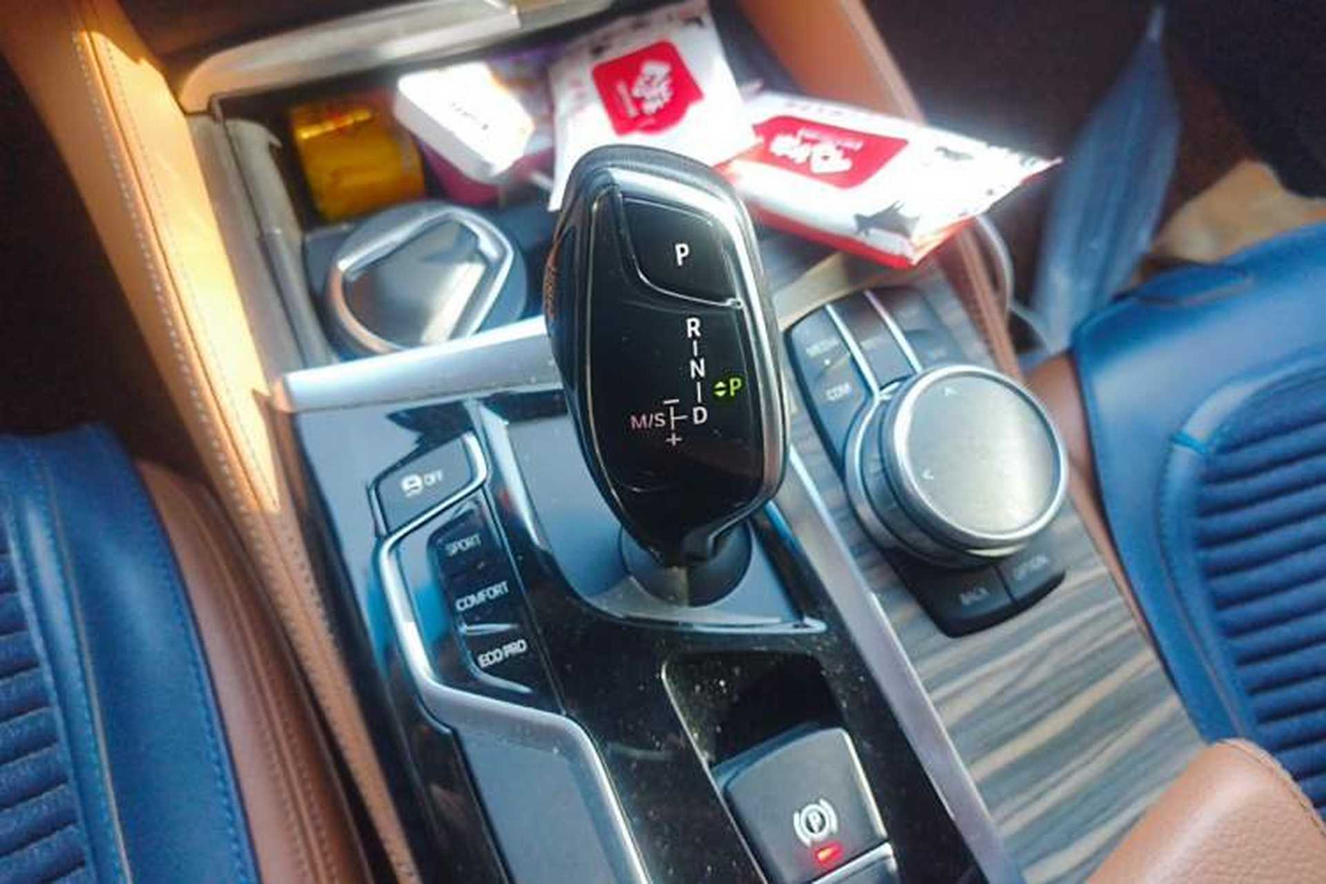 Used BMW 5 Series 2018 Revised Version 530Li Leading Edition Luxury Package Gear Lever