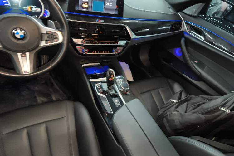 Used BMW 5 Series 2018 525Li M Sport Package Gear Lever