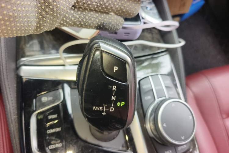 Used BMW 5 Series 2018 Facelifted 530Li xDrive M Sport Package Gear Lever