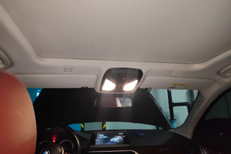 Used BMW 5 Series 2018 528Li Launch Special Edition Headliner