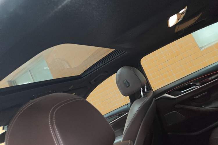 Used BMW 5 Series 2018 525Li M Sport Package Headliner