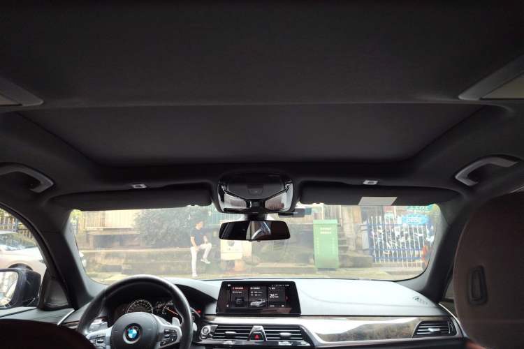 Used BMW 5 Series 2018 530Li Luxury Edition M Sport Package Headliner