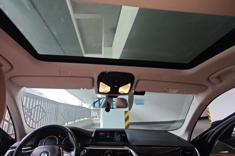 Used BMW 5 Series 2018 528Li Launch Special Edition Headliner