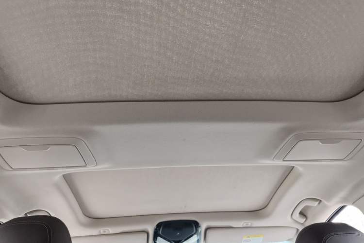 Used BMW 5 Series 2018 530Li Luxury Edition Premium Package Headliner