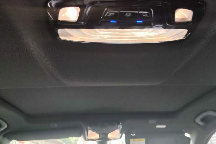 Used BMW 5 Series 2018 525Li M Sport Package Headliner