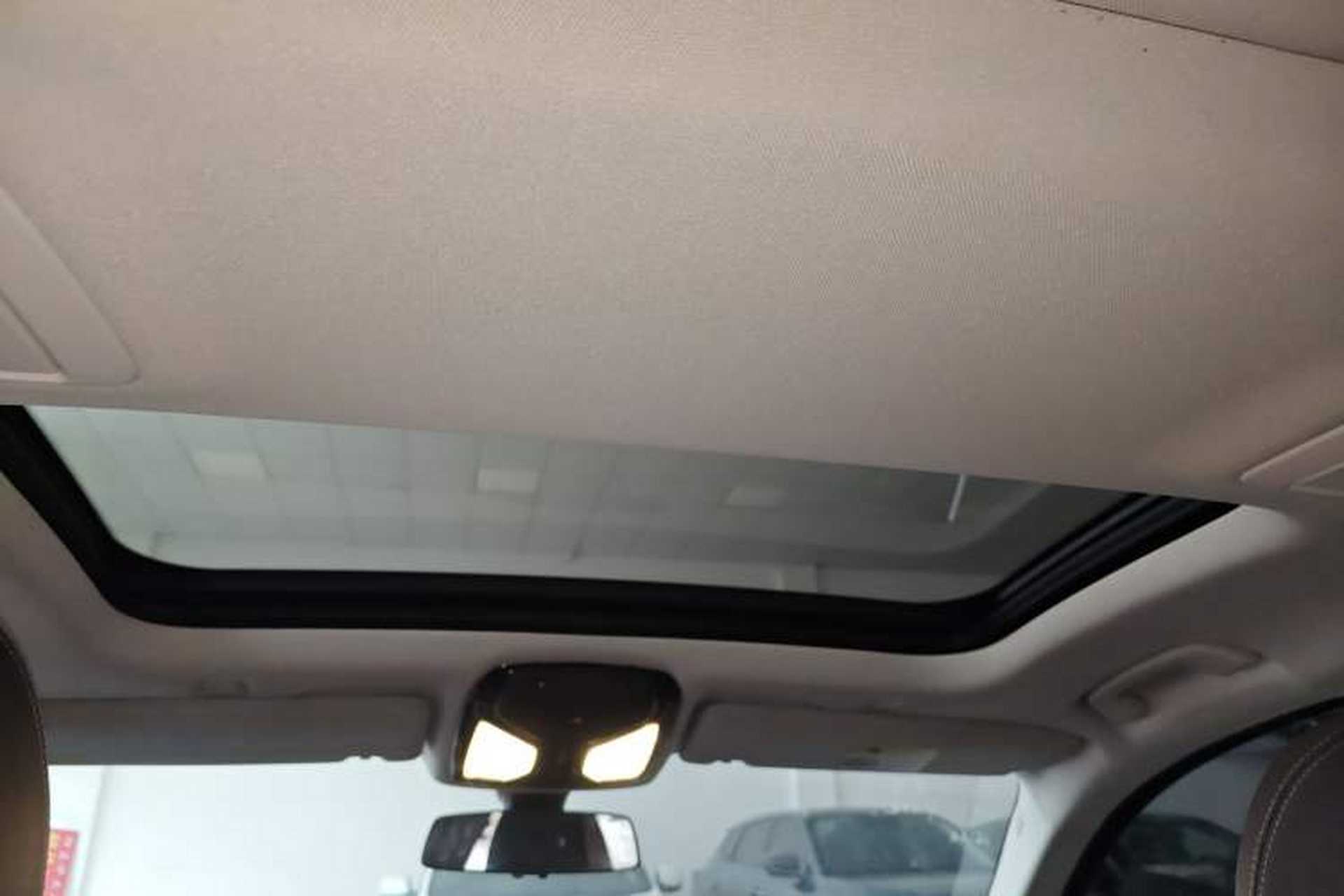 Used BMW 5 Series 2018 530Li Luxury Edition Premium Package Headliner