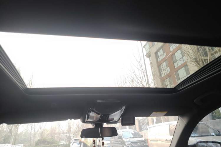 Used BMW 5 Series 2018 525Li M Sport Package Headliner