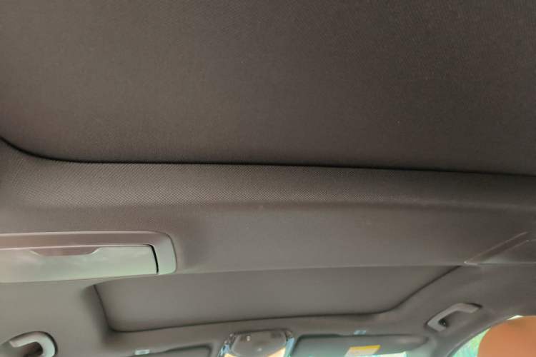 Used BMW 5 Series 2018 Restyled 530Li Leading Edition M Sport Package Headliner