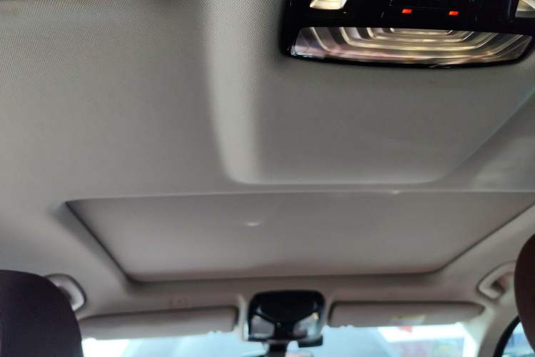 Used BMW 5 Series 2018 528Li Launch Special Edition Headliner