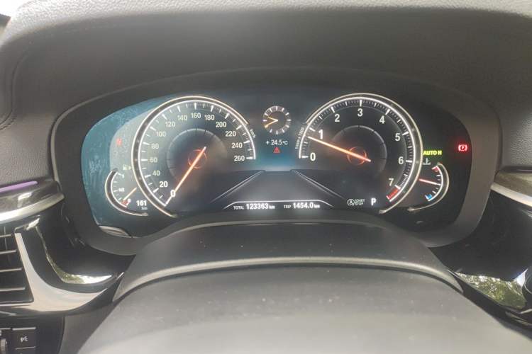 Used BMW 5 Series 2018 530Li Luxury Edition M Sport Package Instrument Cluster