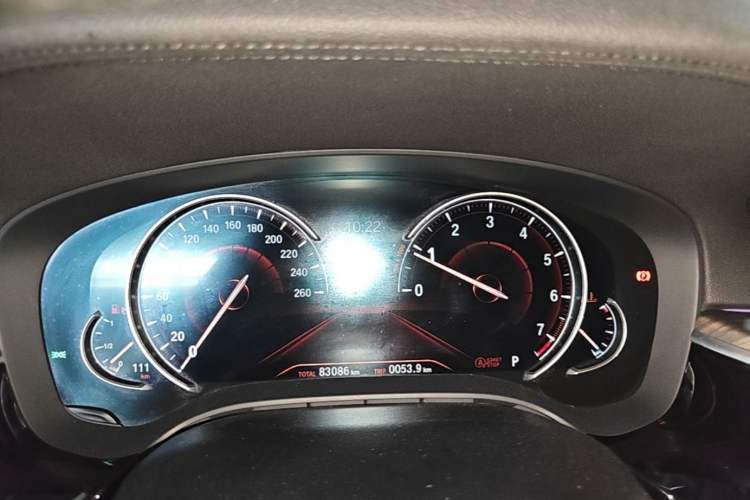 Used BMW 5 Series 2018 Facelifted 530Li xDrive Luxury Package Instrument Cluster
