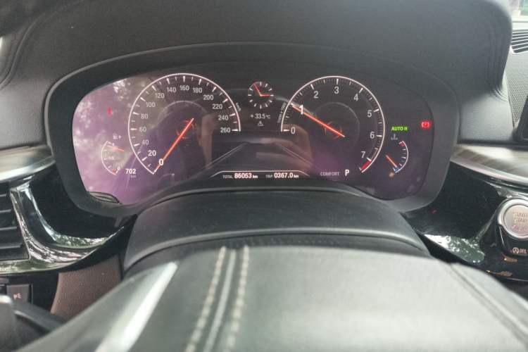 Used BMW 5 Series 2018 Revised Version 530Li Leading Edition Luxury Package Instrument Cluster
