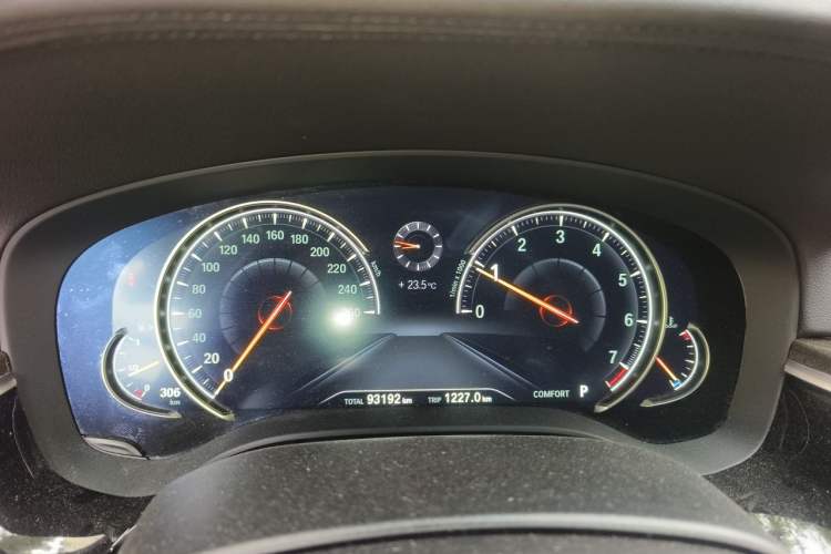 Used BMW 5 Series 2018 Facelifted 530Li xDrive M Sport Package Instrument Cluster