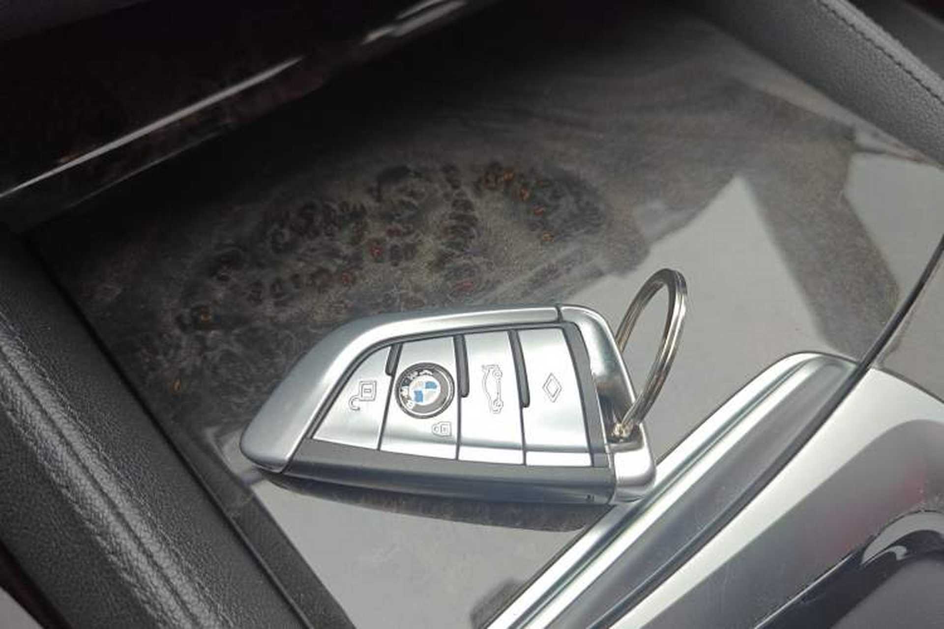 Used BMW 5 Series 2018 Restyled 530Li Leading Edition M Sport Package Interior 1