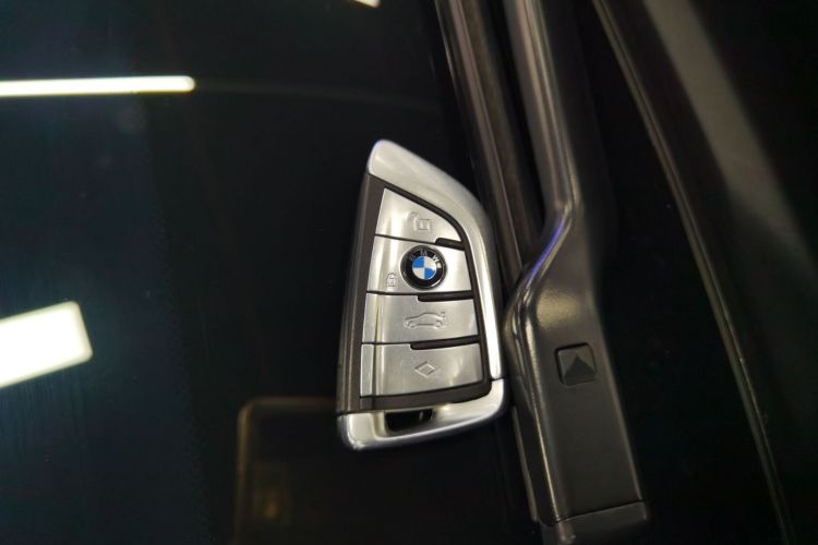 Used BMW 5 Series 2018 528Li Launch Special Edition Interior 1