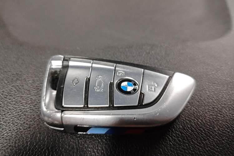 Used BMW 5 Series 2018 530Li Leading Model M Sport Package Interior 1