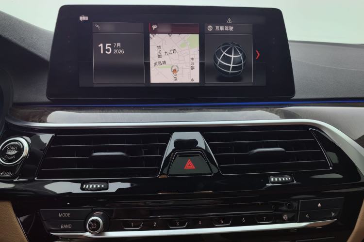 Used BMW 5 Series 2018 530Li Leading Model M Sport Package Interior 11