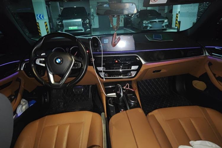 Used BMW 5 Series 2018 Restyled 530Li Leading Edition M Sport Package Interior 2