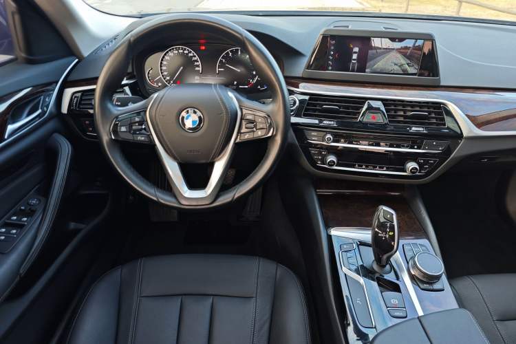 Used BMW 5 Series 2018 528Li Launch Special Edition Interior 2
