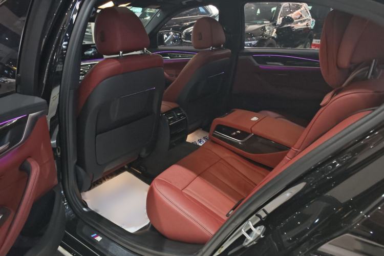 Used BMW 5 Series 2018 Restyled 530Li Leading Edition M Sport Package Interior 2
