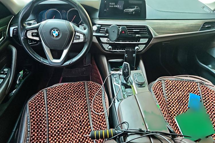 Used BMW 5 Series 2018 Revised Version 530Li Leading Edition Luxury Package Interior 2
