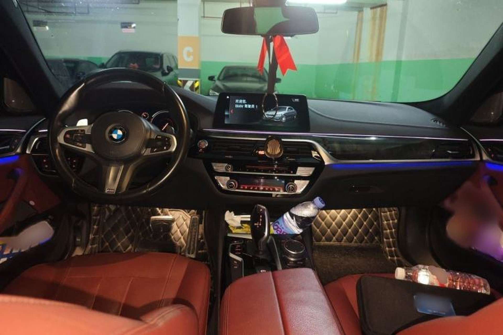 Used BMW 5 Series 2018 Restyled 530Li Luxury Edition M Sport Package Interior 2