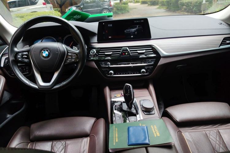 Used BMW 5 Series 2018 Revised 540Li Executive Edition Interior 2