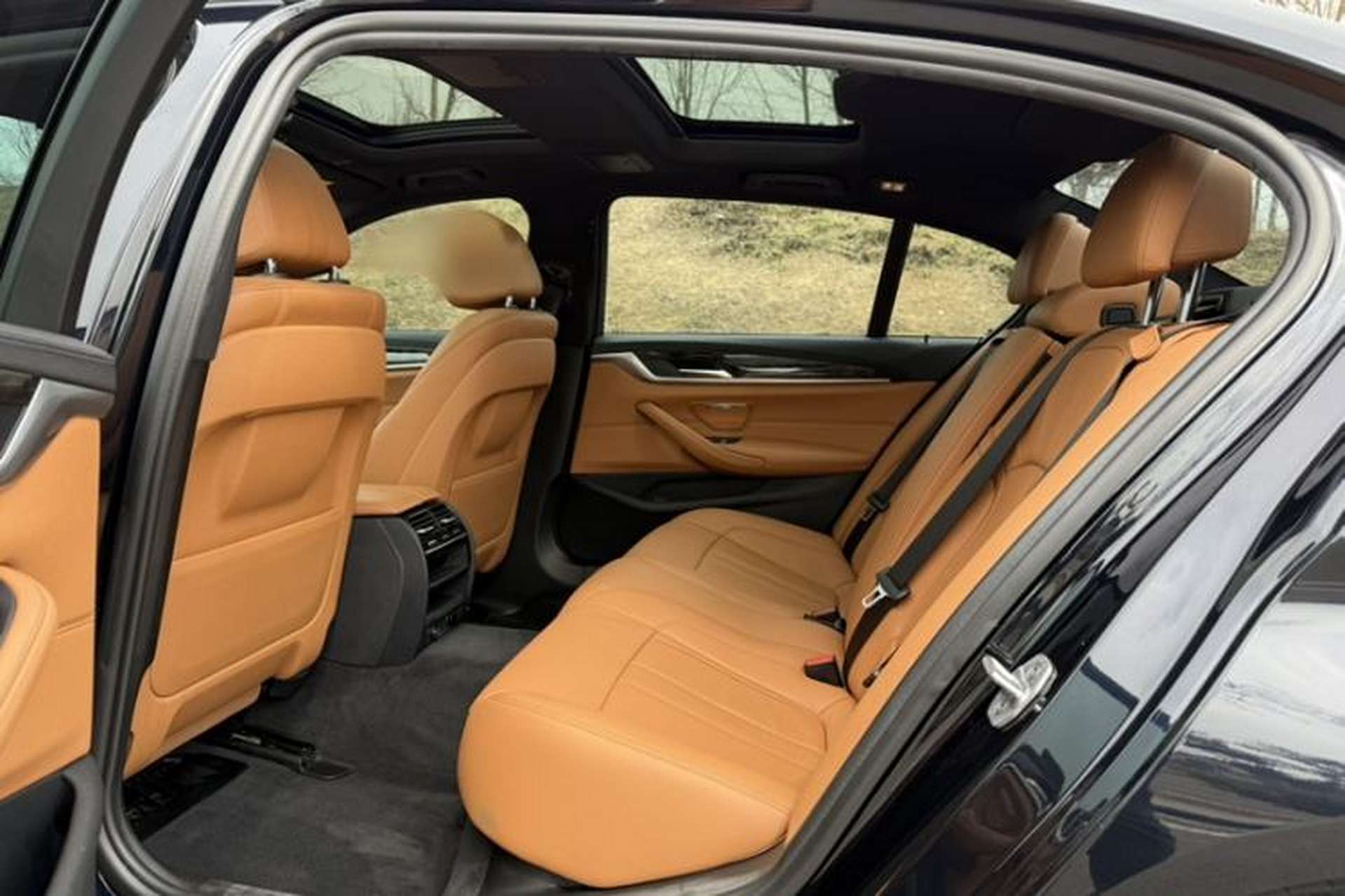 Used BMW 5 Series 2018 Restyled 530Li Leading Edition M Sport Package Interior 3
