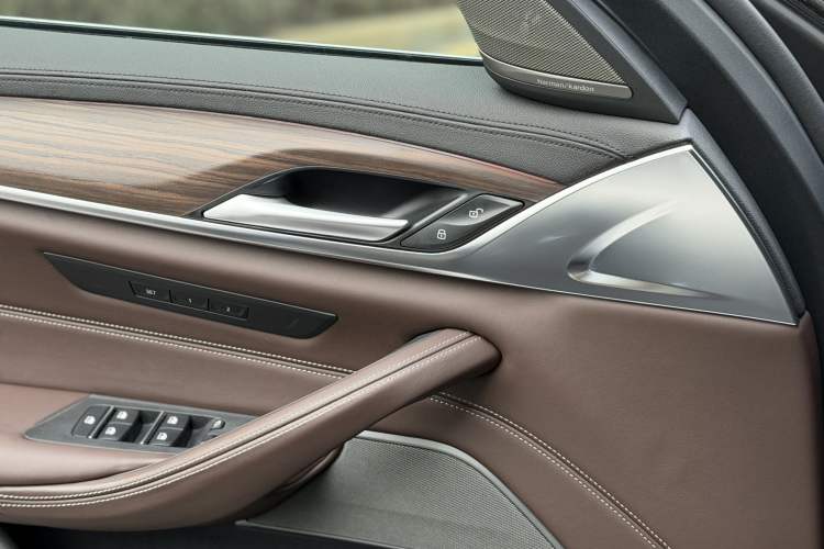 Used BMW 5 Series 2018 530Li Luxury Edition Premium Package Interior 6