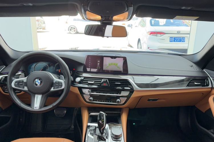 Used BMW 5 Series 2018 Restyled 530Li Leading Edition M Sport Package Interior 7