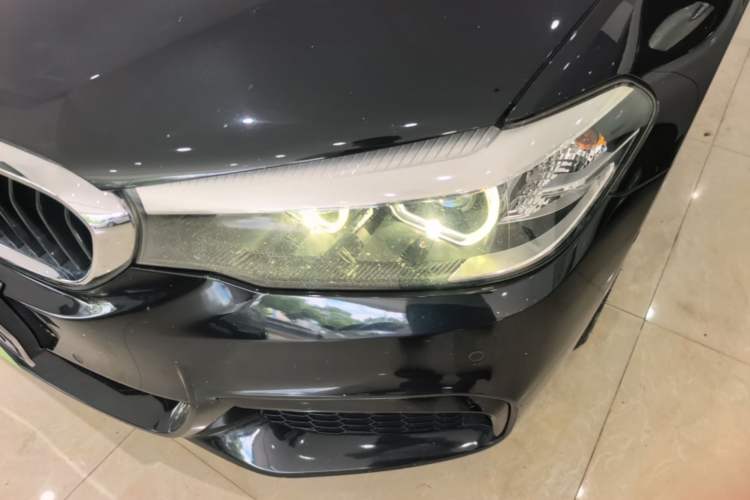 Used BMW 5 Series 2018 530Li Leading Model M Sport Package Left Front Headlight