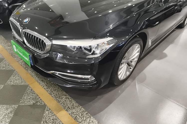 Used BMW 5 Series 2018 530Li xDrive Luxury Package Left Front Headlight