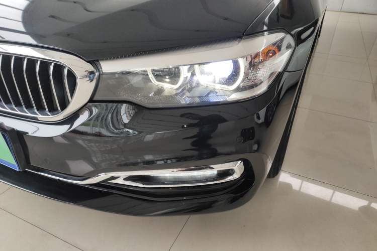 Used BMW 5 Series 2018 Revised Version 530Li Leading Edition Luxury Package Left Front Headlight