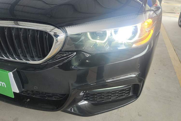 Used BMW 5 Series 2018 Restyled 530Li Leading Edition M Sport Package Left Front Headlight