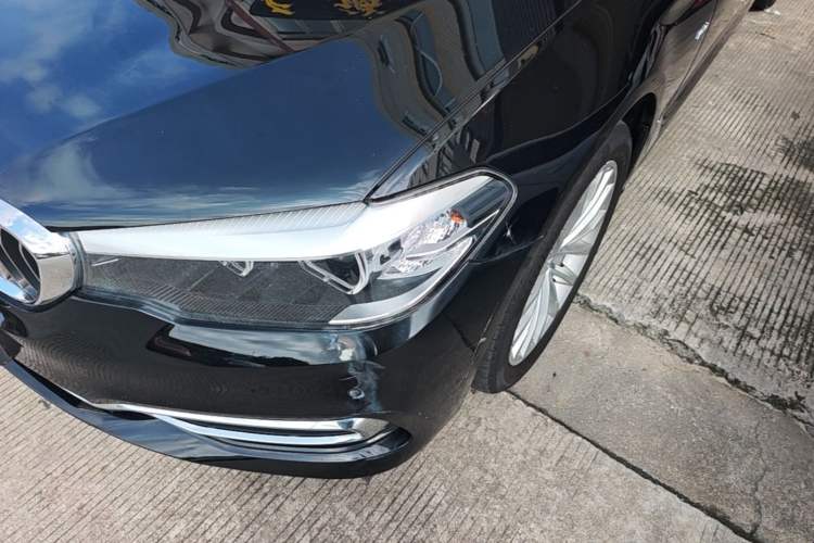 Used BMW 5 Series 2018 Revised Version 530Li Leading Edition Luxury Package Left Front Headlight