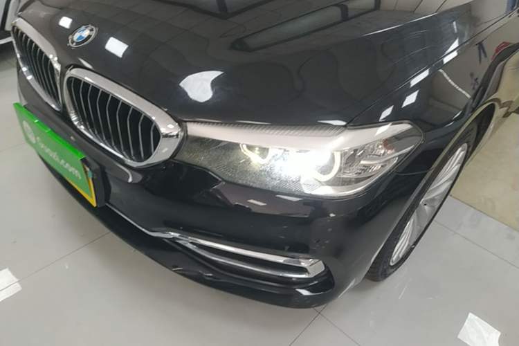 Used BMW 5 Series 2018 525Li Luxury Package Left Front Headlight