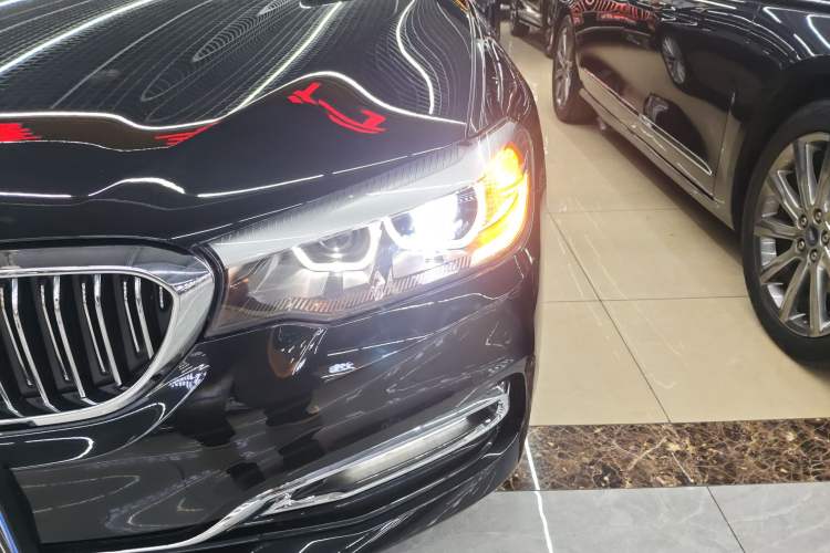 Used BMW 5 Series 2018 Facelifted 530Li xDrive Luxury Package Left Front Headlight