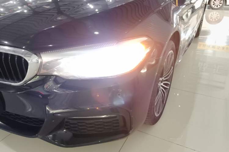 Used BMW 5 Series 2018 Restyled 530Li Leading Edition M Sport Package Left Front Headlight