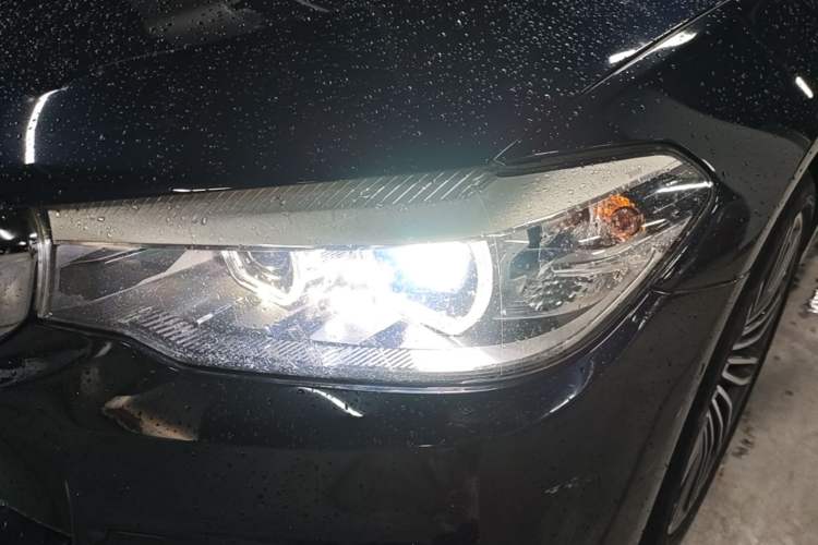 Used BMW 5 Series 2018 530Li Leading Model M Sport Package Left Front Headlight